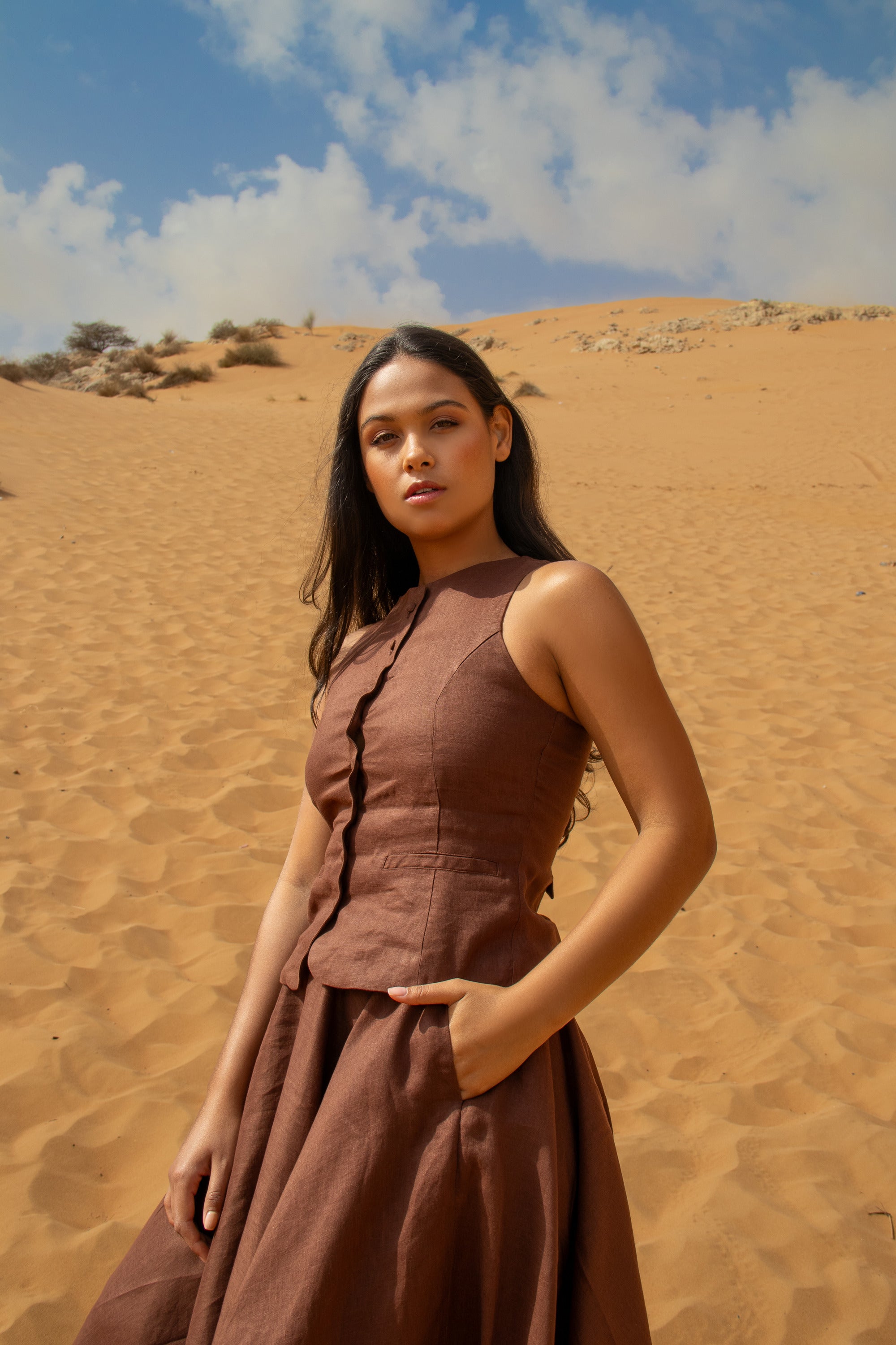 Mia Waist Coat | Cocoa – LARA